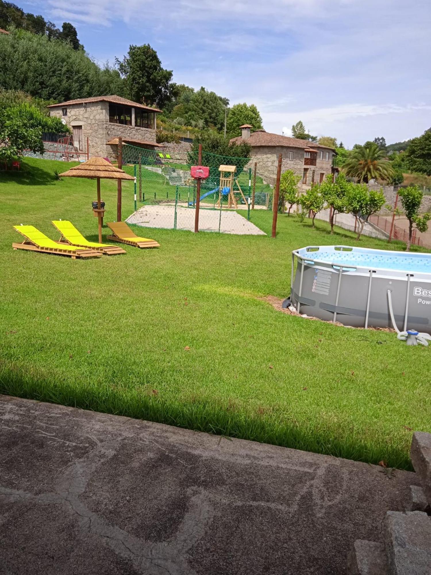 Вилла Quinta Dos Campos - Chale Брага Экстерьер фото